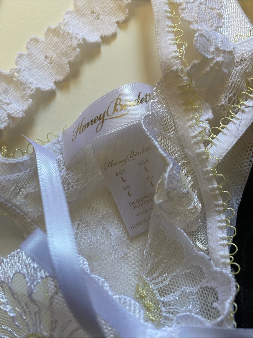 Honey Birdette Daisy Ivory Bridal Corset + Bikini + Stockings Set L + Satin Bag - Picture 10 of 11